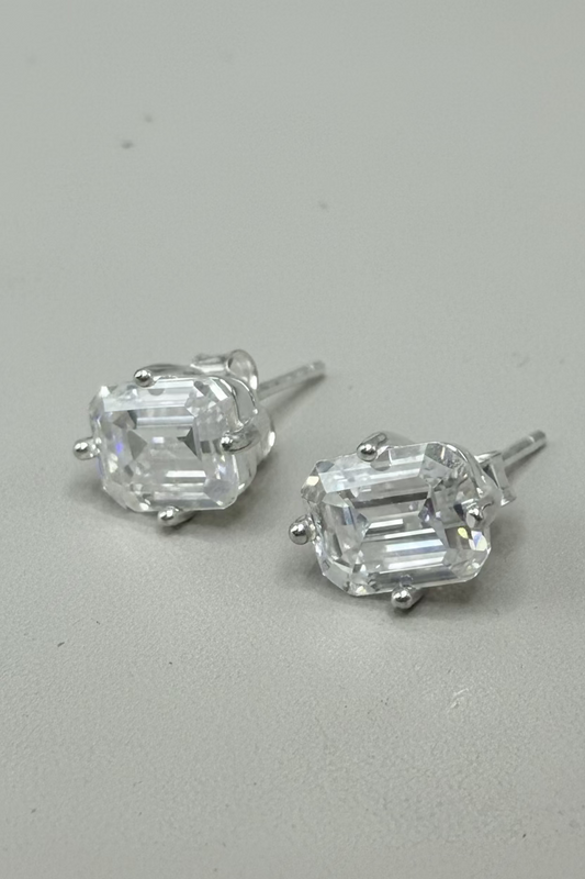 Brinco Moissanite Retângulo 8 mm
