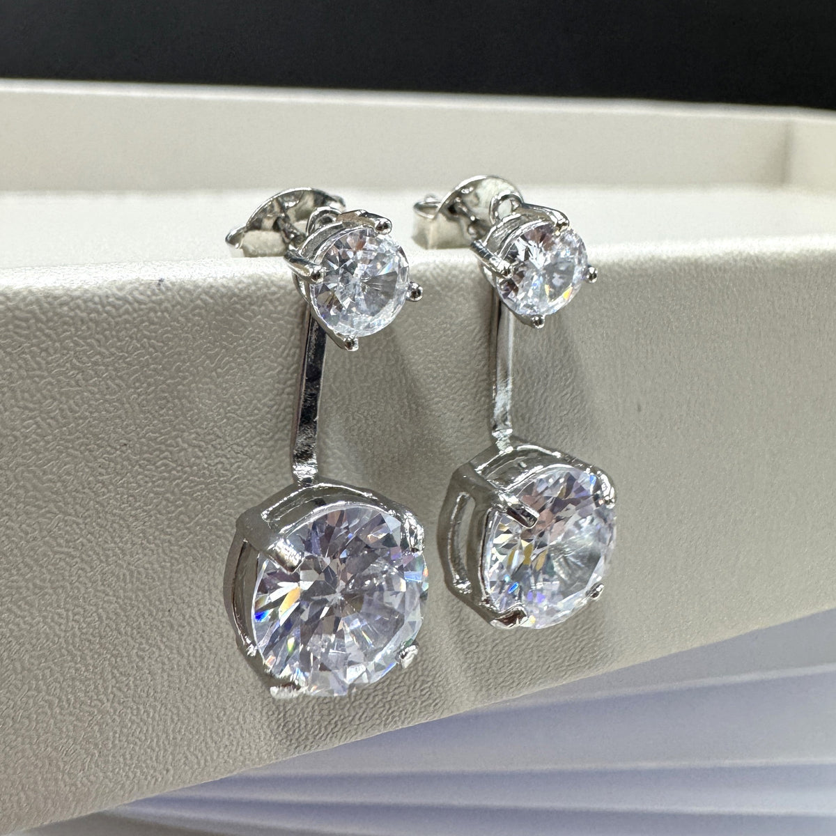 Ear Jacket  Brinco Zircônia 2 em 1 - 6mm